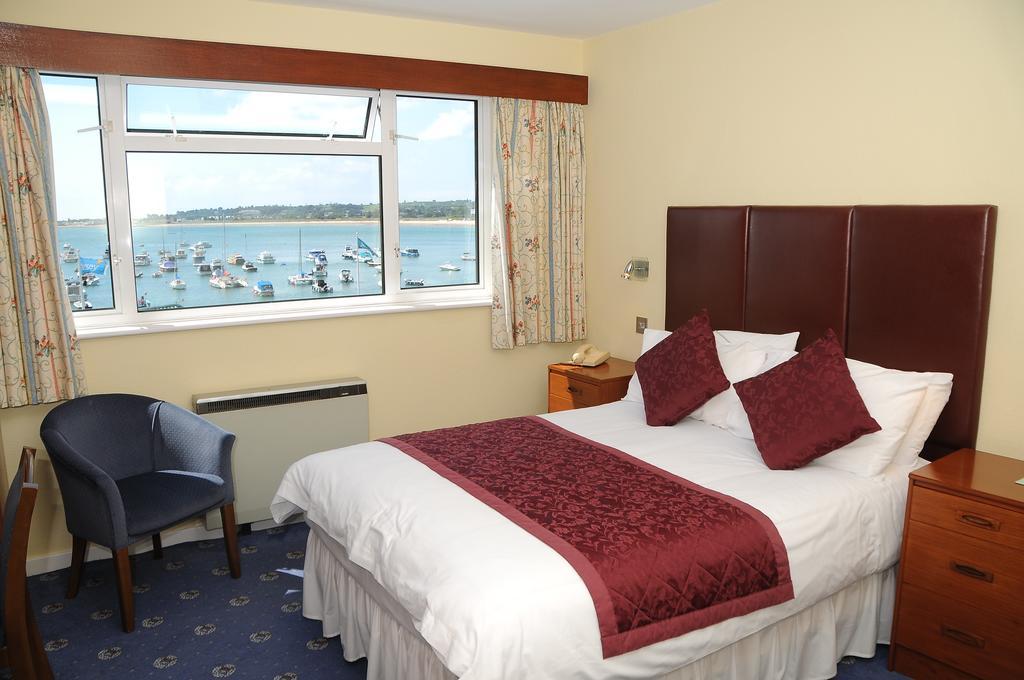 Dolphin Hotel Gorey Екстер'єр фото